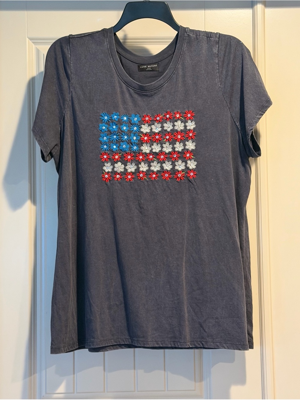 🇺🇸✨ Lane Bryant Navy Tee with Red, White & Blue Daisy Flag jeweled center